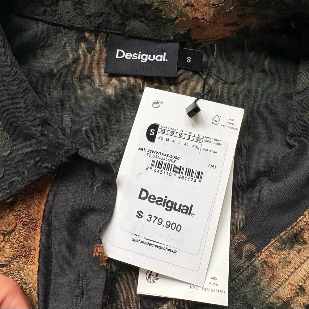 NWT Desigual Button Top - Picture 2 of 3